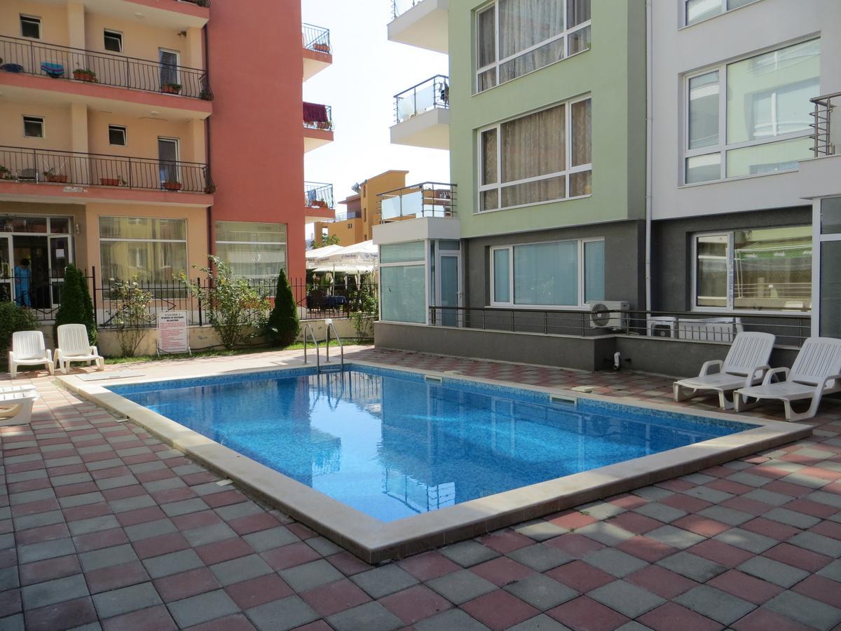 Apartments In Azalia 2 Complex Nesebar Ngoại thất bức ảnh